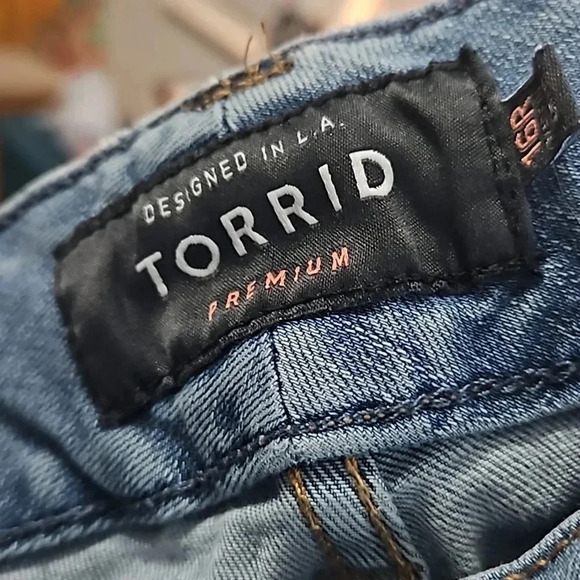 TORRID JEGGING - Picture 6 of 11